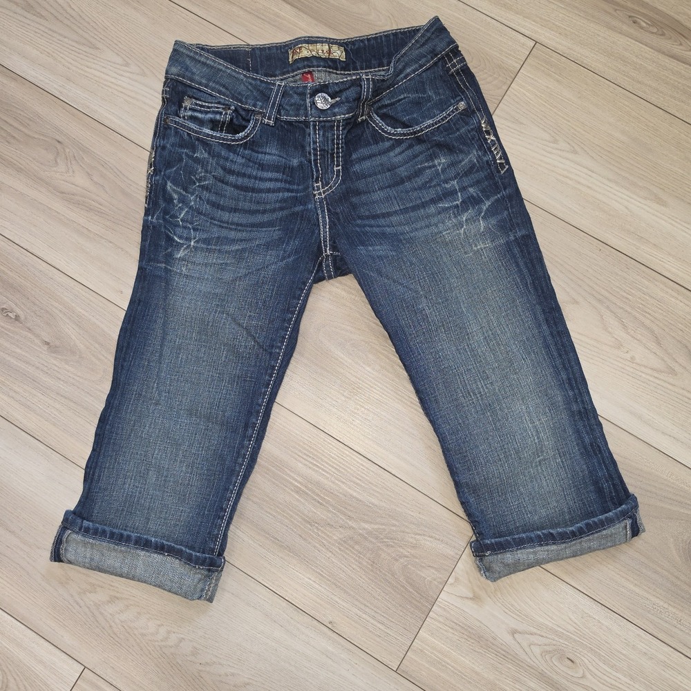 BKE Buckle Culture Capri Women's‎ Jeans Size 28 Blue Stretch Flex Denim Mid Rise